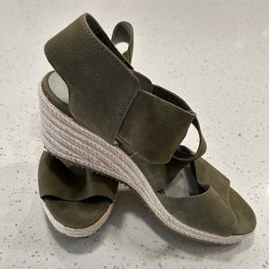 Eileen Fischer leather Sandals NWOB 9 1/2